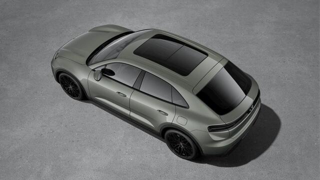 Porsche MACAN 4