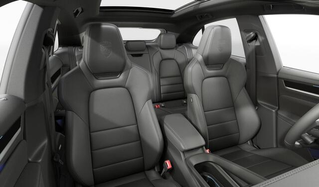 Porsche MACAN 4