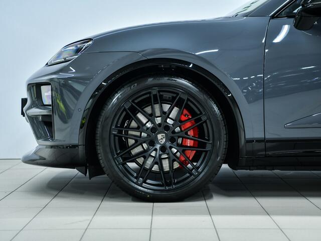 Porsche MACAN Turbo