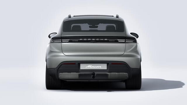 Porsche MACAN 4