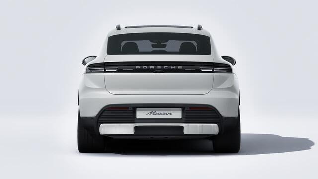 Porsche MACAN 4