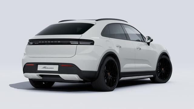 Porsche MACAN 4