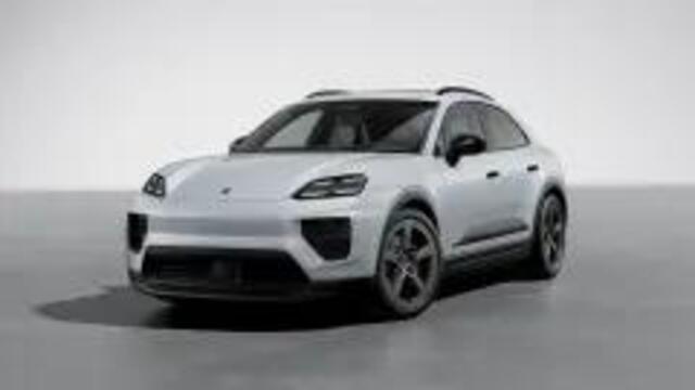 Porsche MACAN 4