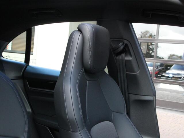 Porsche MACAN 4 S 100 kWh | 517pk | BOSE | Pano | Luchtvering |