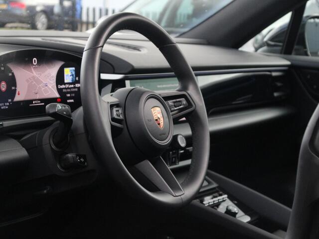 Porsche MACAN 4 S 100 kWh | 517pk | BOSE | Pano | Luchtvering |