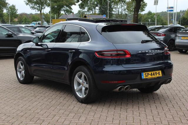 Porsche MACAN 3.0 D S / Panoramadak / Adaptieve Stoelen / Parkeerhulp V+A / 19'' / Navigatie / Stoelverwarming / Cruise Control