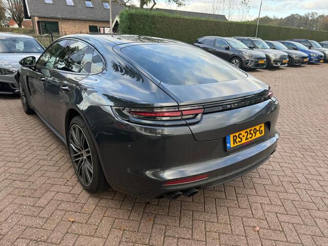 Porsche PANAMERA 4.0 4S / Panoramadak / Camera / Keyless / Nachtzicht / 21'' / Achterasbesturing / Bose / Massage / Dodehoek / Luchtvering / Leder / Stuurverwarming / Stoelventilatie