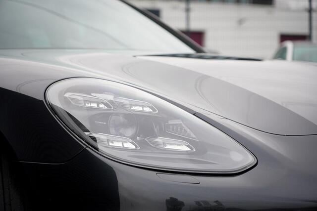 Porsche PANAMERA Sport Turismo 3.0 4 / Pano / Incl BTW / Sportchrono / 4Wiel Sturing