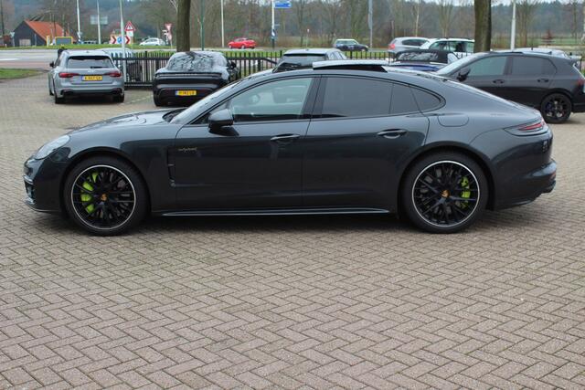 Porsche PANAMERA 4.0 Turbo S E-Hybrid / Panoramadak / 360Camera / Achterasbesturing / Nachtzicht / Softclose / 21'' / Sportuitlaat / Matrix LED / Carbon intr. / Bose / Sportdesign / Volleder / Dodehoek / DAB / ACC