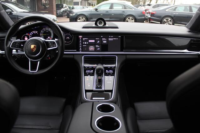 Porsche PANAMERA 2.9 4 E-Hybrid / Panoramadak / 360Camera / Achterasbesturing / 21'' / Matrix LED / Sportdesign / Sportchrono / Carbon / Bose / Stoelventilatie / Keyless / DAB / Dodehoek / ACC / Stuurverwarming
