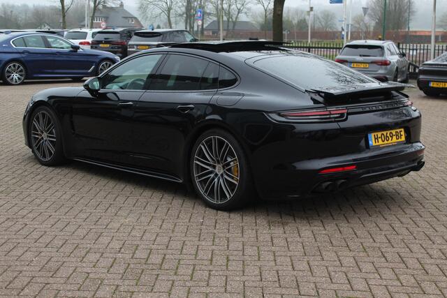 Porsche PANAMERA 2.9 4 E-Hybrid / Panoramadak / 360Camera / Achterasbesturing / 21'' / Matrix LED / Sportdesign / Sportchrono / Carbon / Bose / Stoelventilatie / Keyless / DAB / Dodehoek / ACC / Stuurverwarming