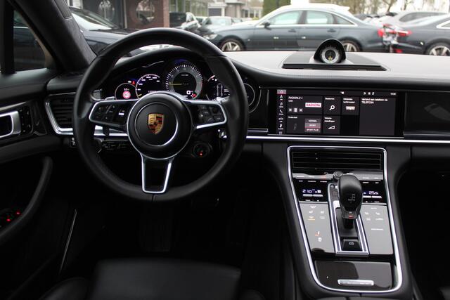 Porsche PANAMERA 2.9 4 E-Hybrid / Panoramadak / 360Camera / Achterasbesturing / 21'' / Matrix LED / Sportdesign / Sportchrono / Carbon / Bose / Stoelventilatie / Keyless / DAB / Dodehoek / ACC / Stuurverwarming
