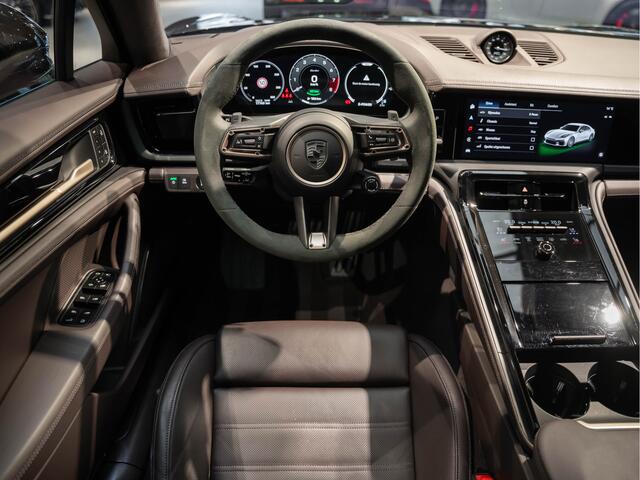 Porsche PANAMERA Turbo E-Hybrid Burmester Massage 4.0 Turbo E-Hybrid Carbon Pakket