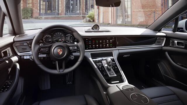 Porsche PANAMERA 4 E-Hybrid Sport Turismo