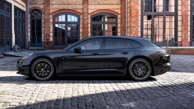 Porsche PANAMERA 4 E-Hybrid Sport Turismo Platinum Edition