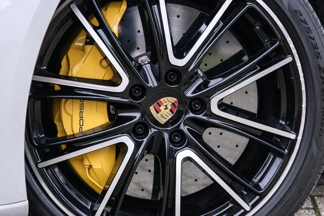 Porsche PANAMERA Sport Turismo 4.0 GTS / Carbon Keramisch / Burmester / Vol opties