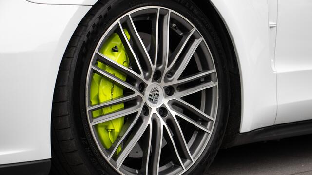 Porsche PANAMERA Sport Turismo 4.0 Turbo S E-Hybrid | Massage | Burmester | InnoDrive | Soft-Close | Night-Vision | Panoramadak | Stoelventilatie