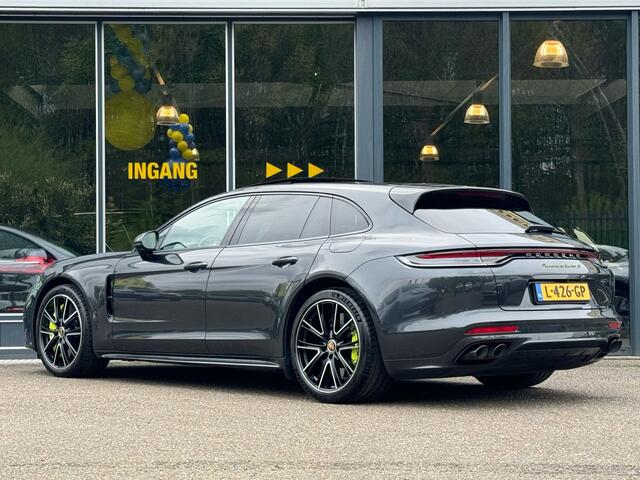 Porsche PANAMERA Sport Turismo 4.0 Turbo S E-Hybrid sport chrono / alcantara hemel / dealer onderhouden