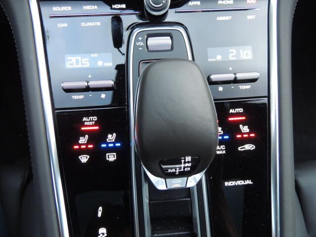 Porsche PANAMERA 462pk Massage,Stoel koeling,Achteras besturing Vol Vol