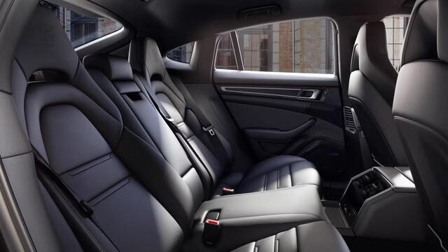 Porsche PANAMERA 4 E-Hybrid Platinum Edition