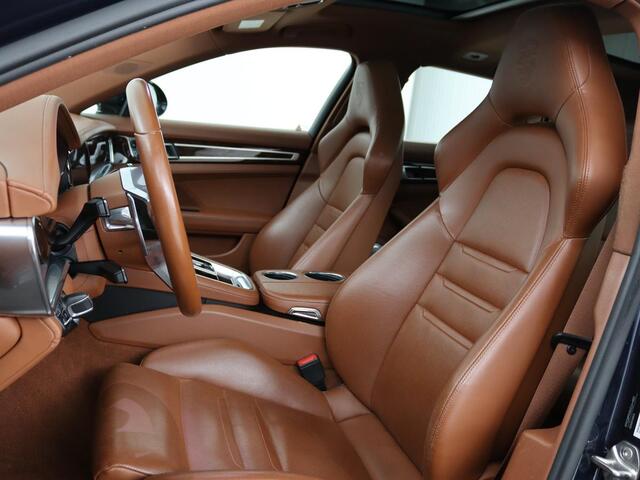 Porsche PANAMERA Sport Turismo 2.9 4 E-Hybrid | Panoramadak | Burmester 3D | Stoelventilatie | LED Adaptief | 360 camera | Luchtvering | Leder | Stuurverwarming | Soft-close