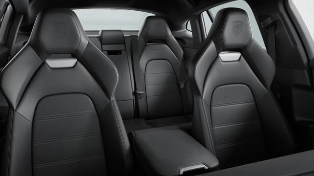 Porsche PANAMERA 4 E-Hybrid