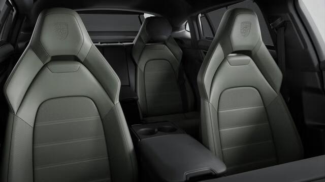 Porsche PANAMERA 4 E-Hybrid Executive