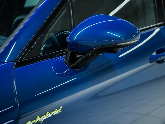 Porsche PANAMERA 4 E-Hybrid