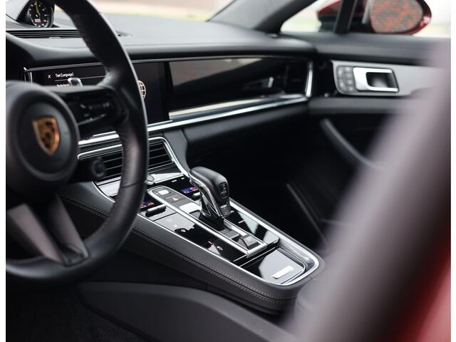 Porsche PANAMERA Sport Turismo 4 E-Hybrid 2.9 4 Platinum Edition | Cherry Red - Chrono