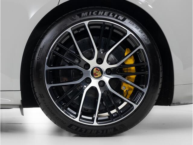 Porsche PANAMERA Turbo S E-Hybrid Sport Turismo