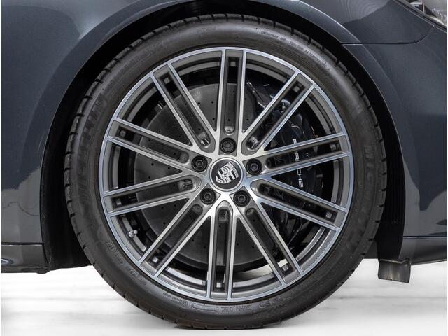 Porsche PANAMERA Turbo S E-Hybrid Sport Turismo