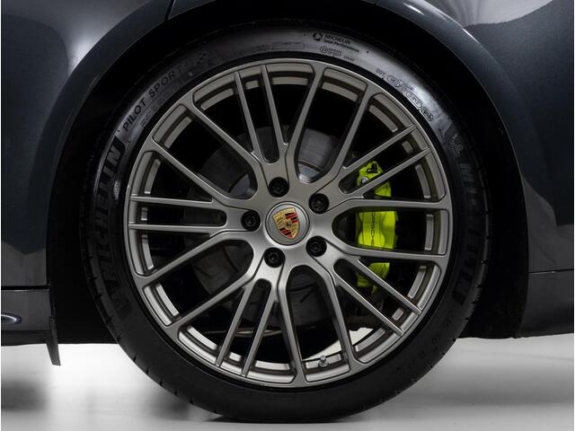 Porsche PANAMERA 4 E-Hybrid Platinum Edition