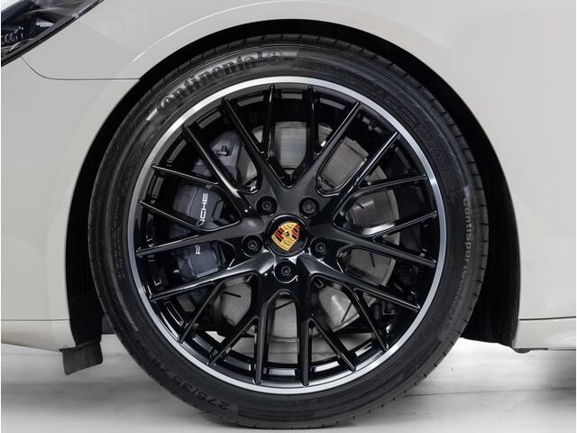 Porsche PANAMERA 4 E-Hybrid Sport Turismo Platinum Edition