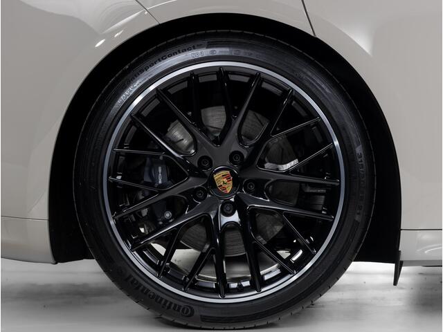 Porsche PANAMERA 4 E-Hybrid Sport Turismo Platinum Edition
