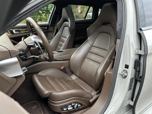 Porsche PANAMERA Sport Turismo 4.0 Turbo S E-Hybrid Keramisch Panoramadak Sportdesign Sportchrono Vossen 22"LM Krijt Grijs 680 PK!