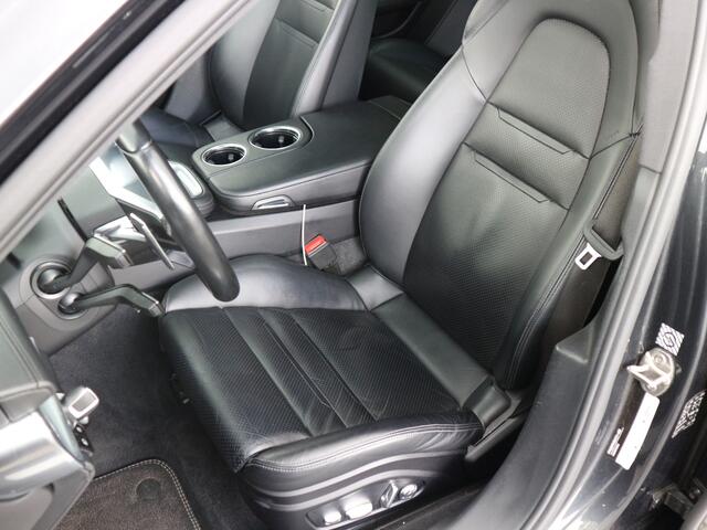 Porsche PANAMERA 2.9 4 E-Hybrid Nu incl set winterbanden op velg