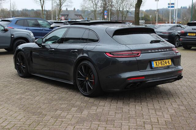 Porsche PANAMERA Sport Turismo 2.9 4 E-Hybrid / Panoramadak / Camera / Luchtvering / Sportuitlaat / Bose / 21'' / Softclose / Sportdesign&Chrono / Stoelverwarming 4x / Stuurverwarming / DAB / Dodehoek / Cruise Control