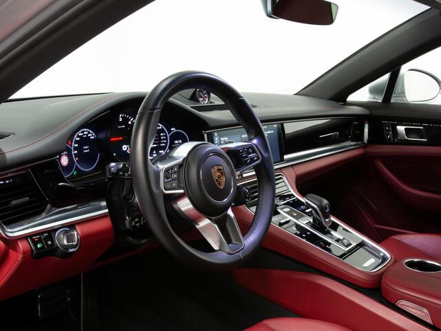 Porsche PANAMERA 4S