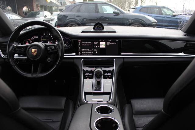 Porsche PANAMERA Sport Turismo 2.9 4 E-Hybrid Platinum Edition / Panoramadak / 360Camera / Sportdesign+Chrono / Luxe Leder / Luchtvering / Keyless / Bose / 21'' / Stoelverwarming4x / Dodehoek / DAB / Cruise Control Adaptief