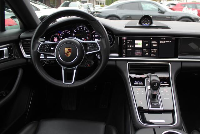 Porsche PANAMERA Sport Turismo 2.9 4 E-Hybrid / BTW / Panoramadak / 360Camera / Head-up / Achterasbesturing / Carbon intr. / Bose / Adaptieve Stoelen / 21'' / Keyless / Sportdesign+Chrono / Softclose / Ventilatie / Sportuitlaat / Dodehoe