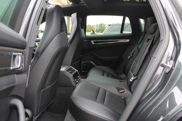Porsche PANAMERA Sport Turismo 2.9 4 E-Hybrid / BTW / Panoramadak / 360Camera / Head-up / Achterasbesturing / Carbon intr. / Bose / Adaptieve Stoelen / 21'' / Keyless / Sportdesign+Chrono / Softclose / Ventilatie / Sportuitlaat / Dodehoe
