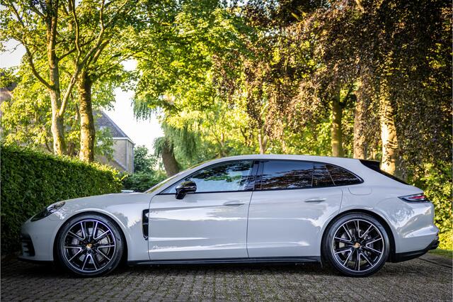 Porsche PANAMERA Sport Turismo 2.9 4 E-Hybrid 10 Years Edition Krijt Stoelventilatie 21" Achterasbesturing Soft Close Panorama