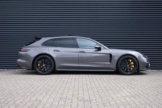Porsche PANAMERA Sport Turismo 4.0 Turbo S E-Hybrid / Keramische remmen / Apple Carplay / Panoramadak / Sportuitlaat / Sport Chrono /