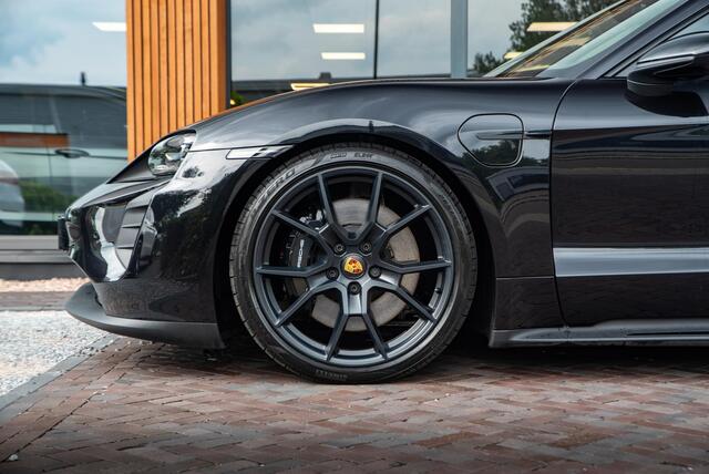Porsche Taycan Sport Turismo GTS 93 kWh Panodak Leer Memory Bose