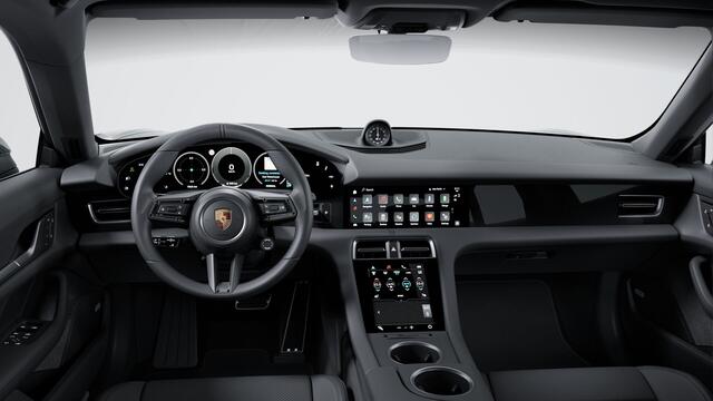 Porsche Taycan 4 Cross Turismo