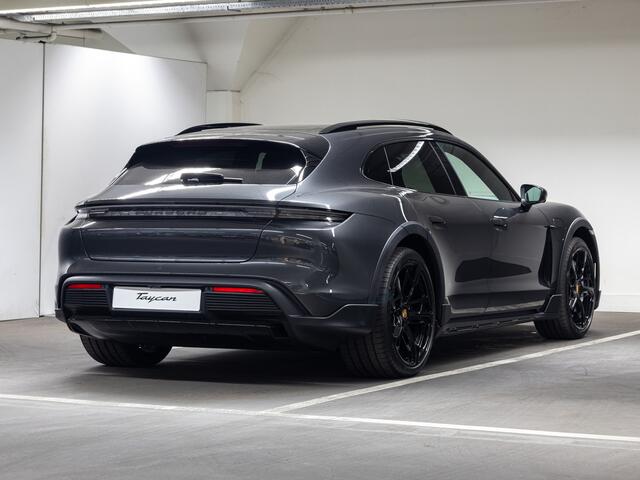 Porsche Taycan 4 Cross Turismo