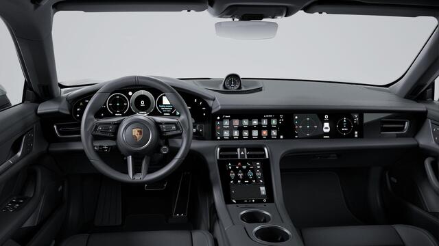 Porsche Taycan 4 Cross Turismo