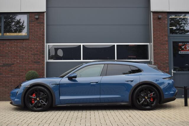 Porsche Taycan Cross Turismo 4S 93 kWh Sport chrono - Luchtvering - Glazen dak - Bose - 21"