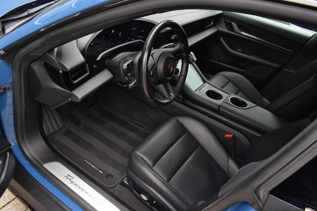 Porsche Taycan Cross Turismo 4S 93 kWh Sport chrono - Luchtvering - Glazen dak - Bose - 21"