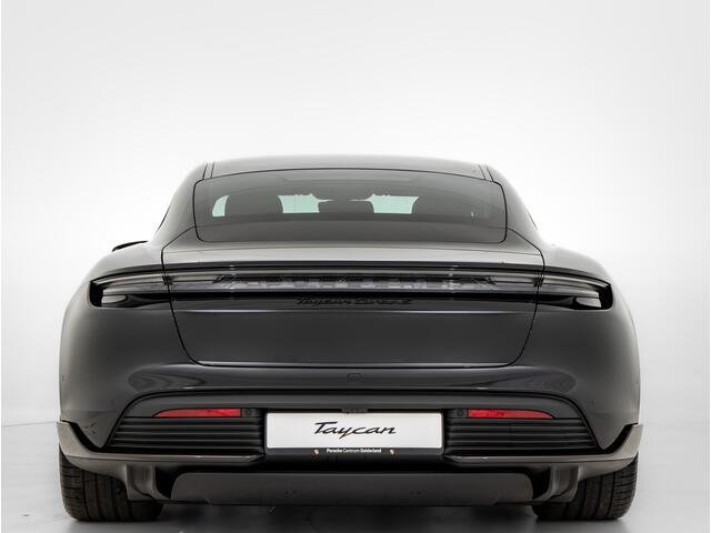 Porsche Taycan Turbo S
